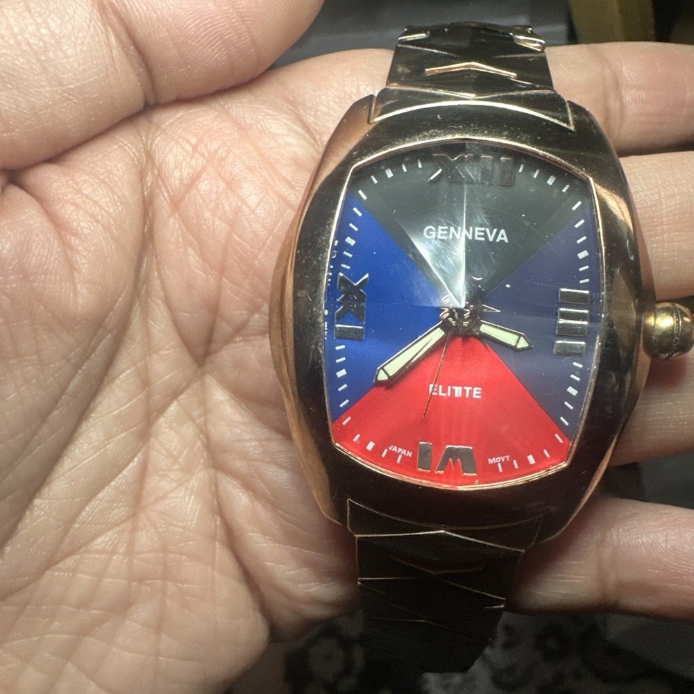 Working Geneva Big Oversize Gold Tone Steel Watch New Battery Blue/Red Dial 48mm
